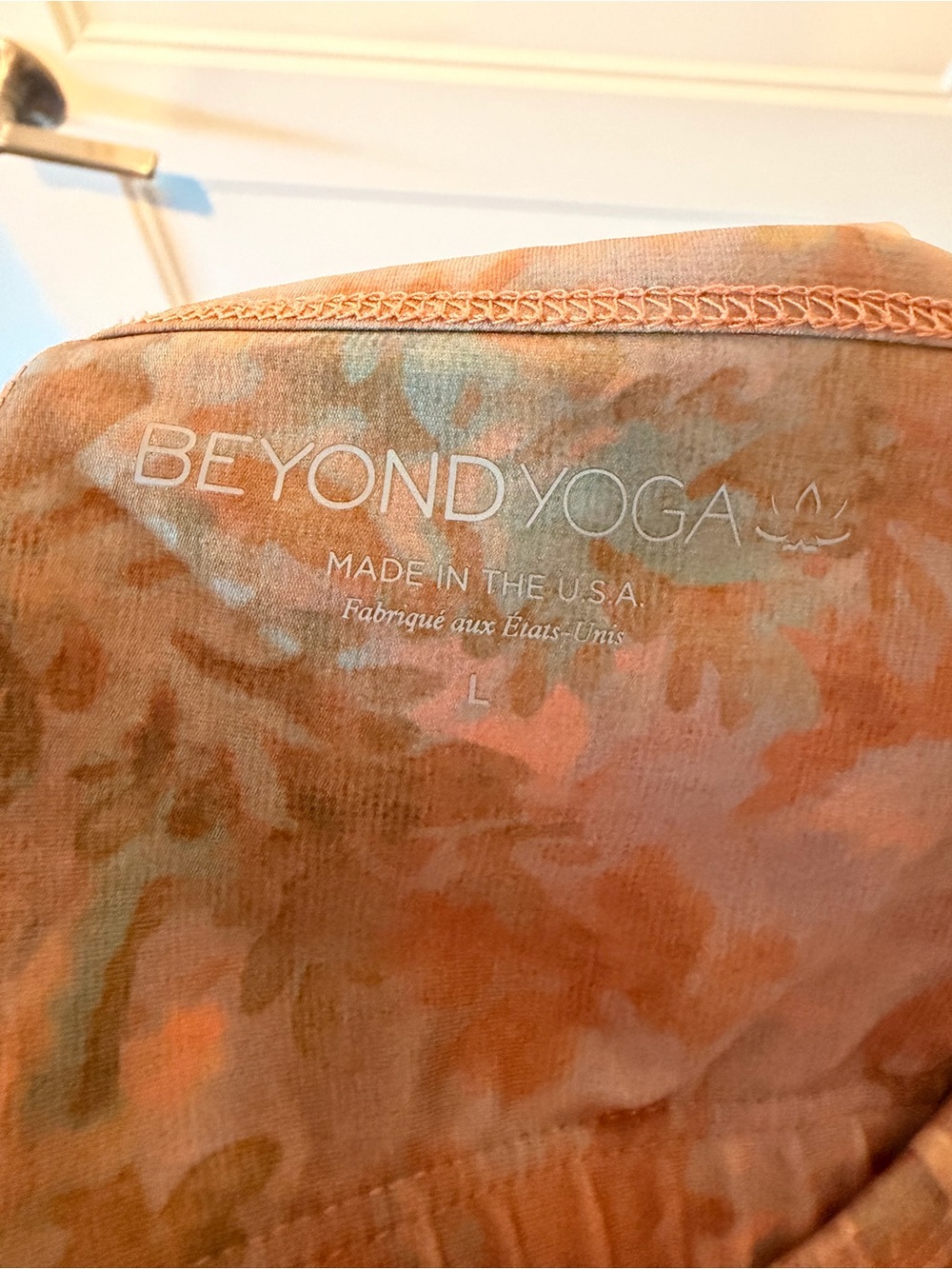 Beyond Yoga Peach Floral Slim Cropped Racerback Tank - Picture 4 of 4